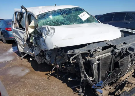 2010 Chevrolet Tahoe Ls z USA, uszkodzony, nr VIN 1GNMCAE06AR229990